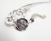 Personalized Mother's Gift Bookmark, Stamped Initials, Antique Silver, Monogrammed Alphabet Pendant, FREE SHIPPING.