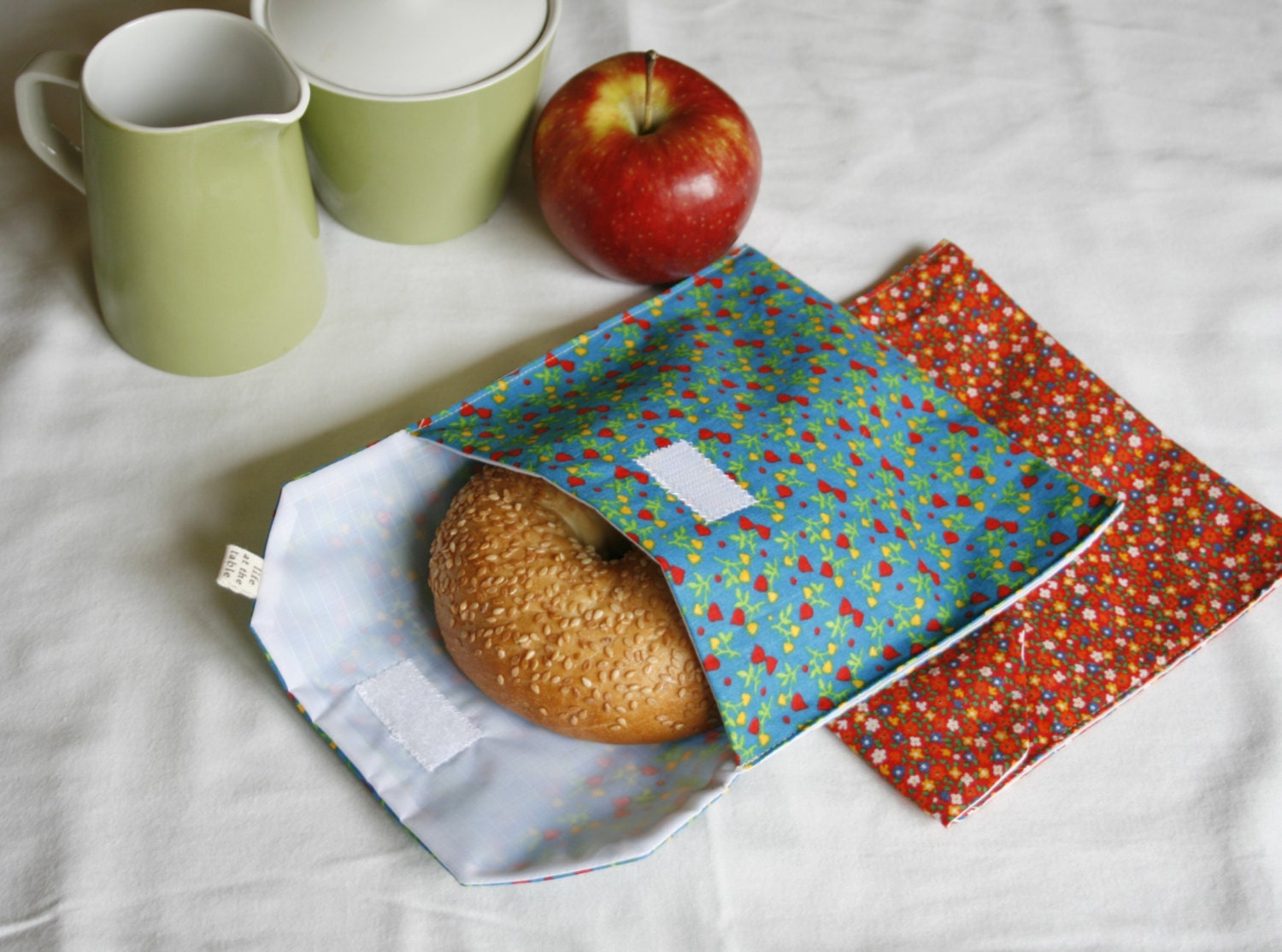 pair of reusable, lined sandwich bags in blue & red vintage mini florals