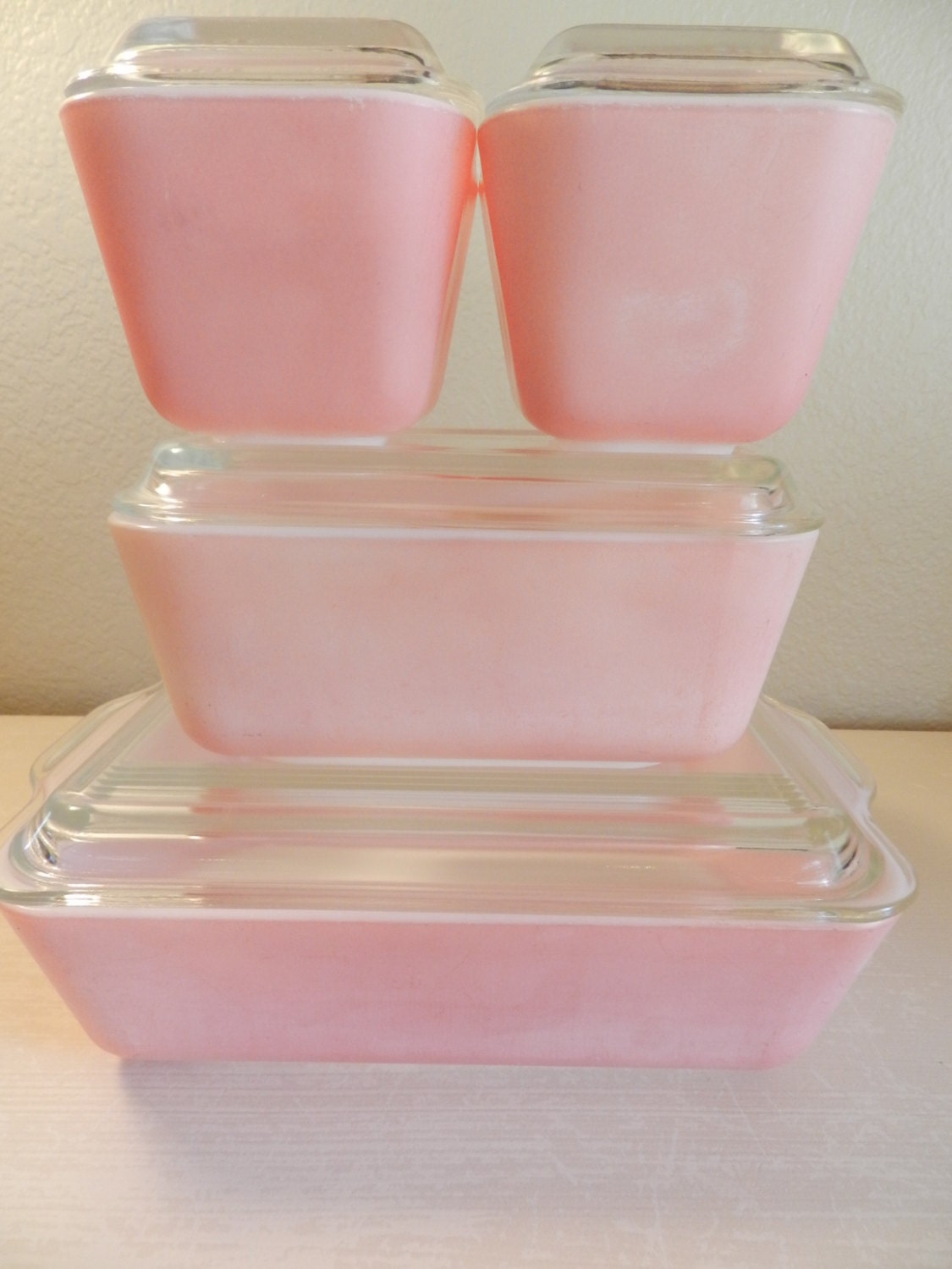 Pink Pyrex Refrigerator Dishes by kitchenkueen on Etsy