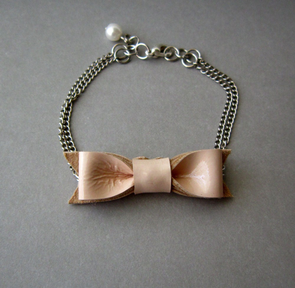 Pink bow bracelet, pastel jewelry, cute leather bow tie bracelet, design by Akamatra on etsy