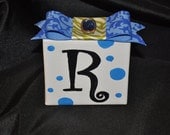Letter R - White with Black R and polka dots