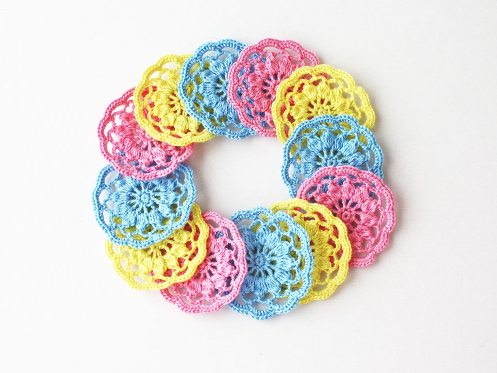 Crochet flower appliques Pink yellow blue Easter decor Gift wrapping Jewelry making Garland Scrapbooking decoration embellishment ohtteam