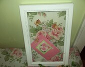 Shabby cottage chic, cabbage rose in this fabulous white distressed display wood,glass box