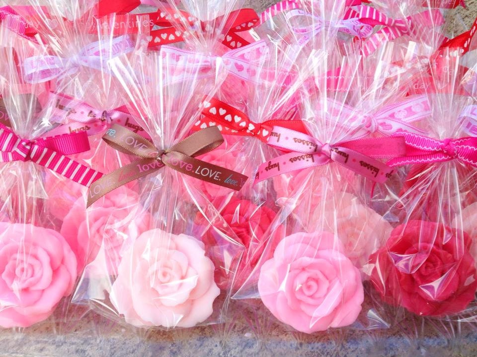 ROSE SOAP FAVORS (10 Favors) - Bridal Shower Favor, Wedding Favor, Valentine's Day, Mothers Day, Perfect Gift Il_570xn