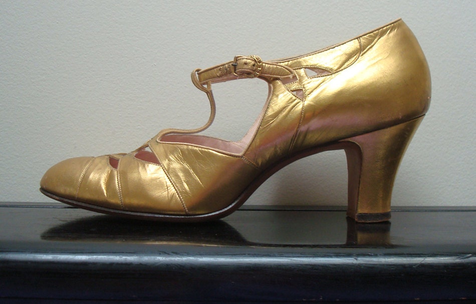 Vintage Thayer McNeil Museum Quality Gold Gilded Leather T-Strap Heels
