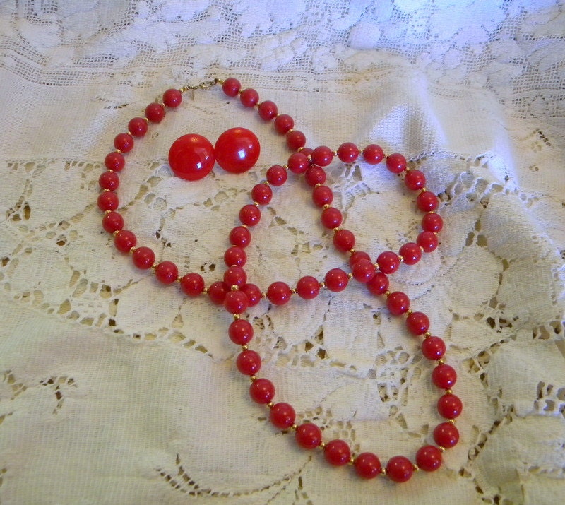 Trifari red gold necklace and earrings mid century jewelry