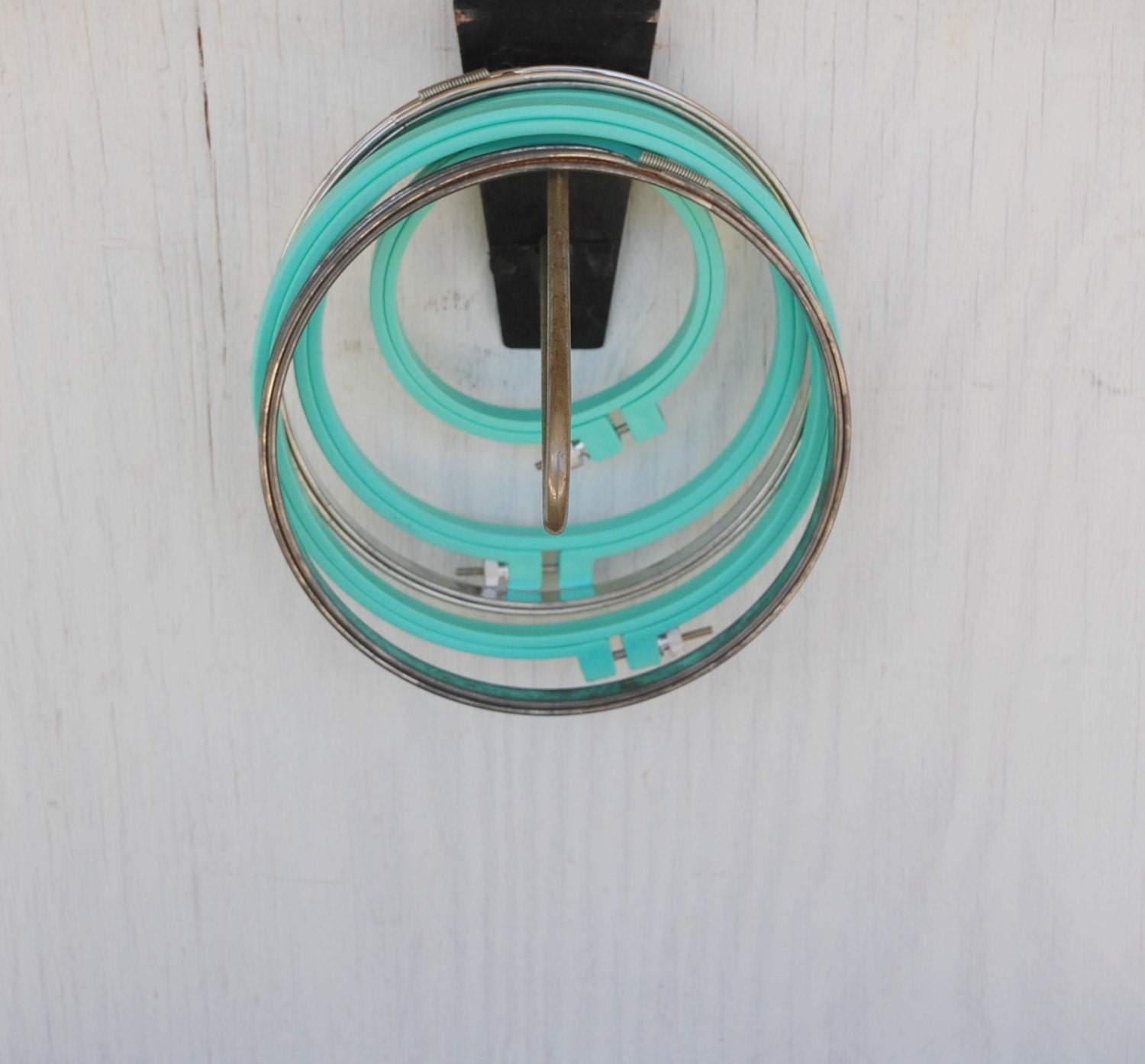 Vintage Embroidery Hoops Plastic and Metal Assorted Set of 5