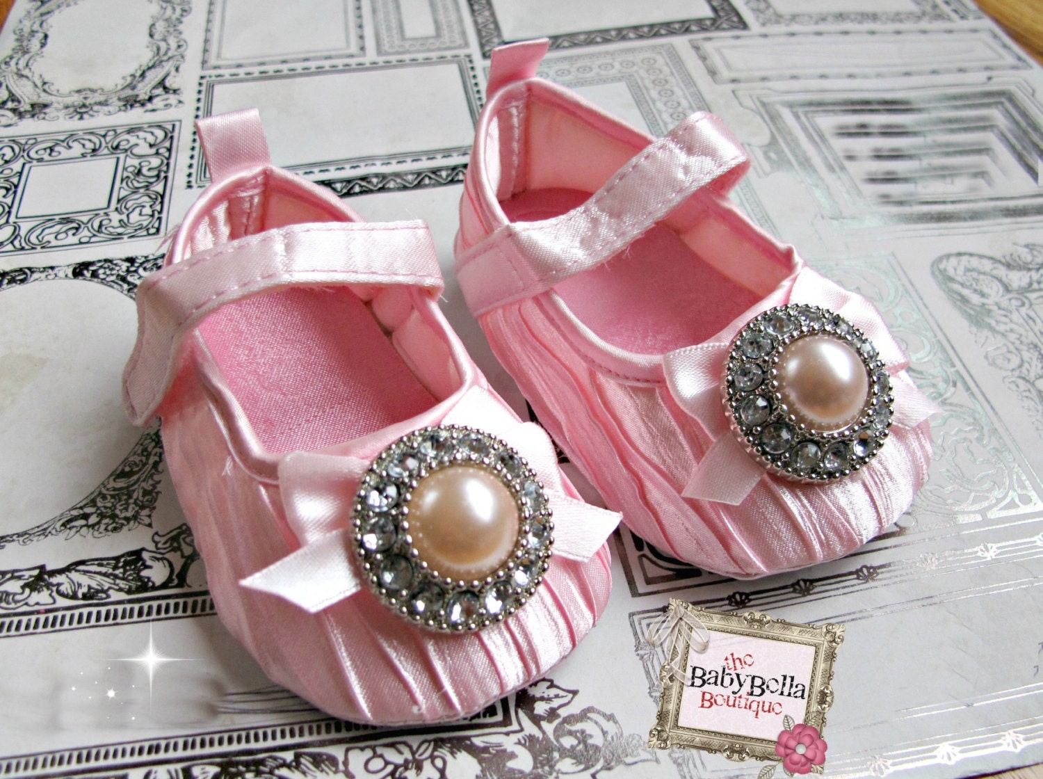 Baby Girl  pink Crib Shoes rhinestone  , Ready to ship