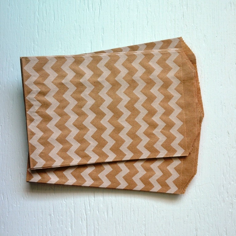 25 medium KRAFT chevron paper gift or favor bags - 5 x 7.5 inches