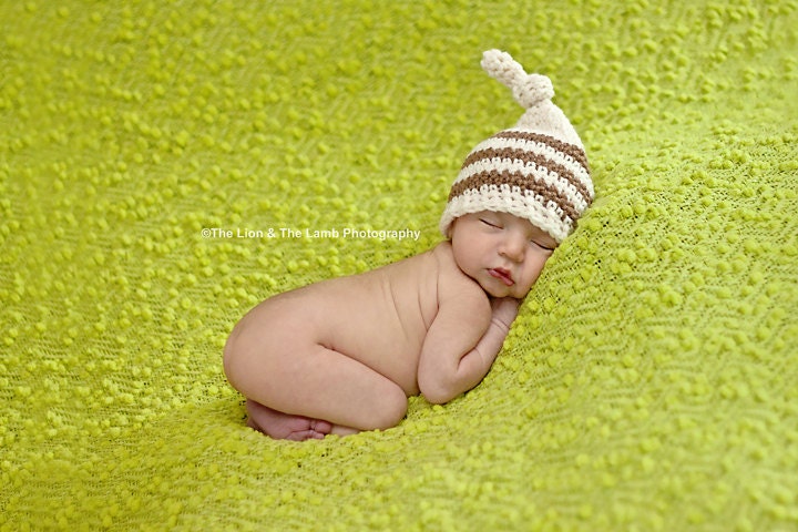 Crochet Knotted Beanie Cream and Brown