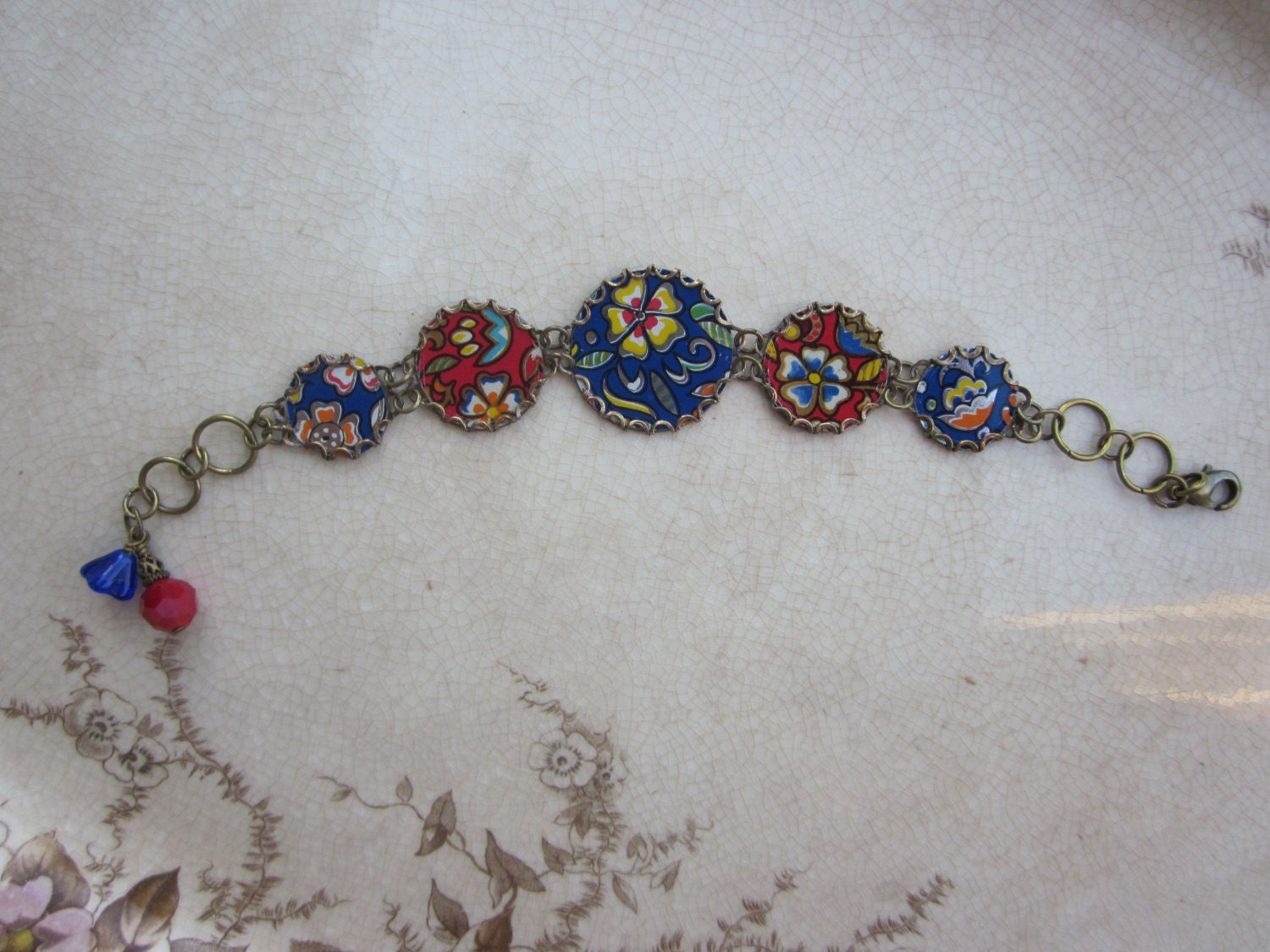 Tin Bracelet "Pops of Color" Tin for the Ten Year Wedding Anniversary