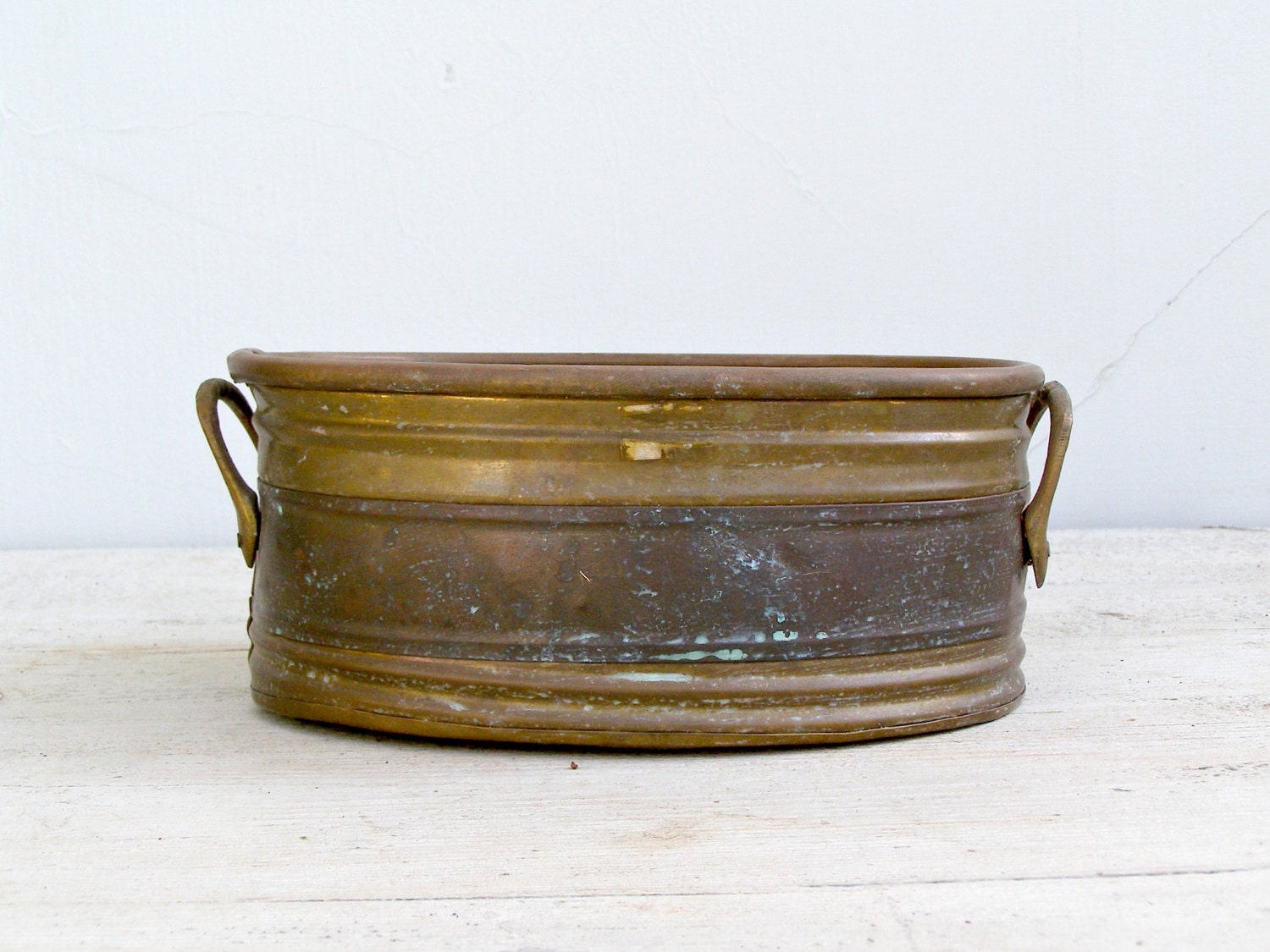 Copper Oval Planter, vintage copper bowl, Gold brown rustic tabletop, organizer, cottage chic, retro tableware, Farmhouse, Orinetal decor
