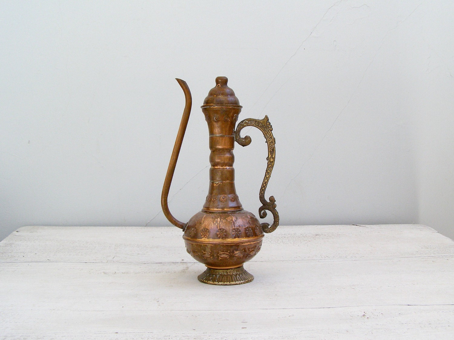 Oriental Copper Lidded Teapot, Hammered Copper Pitcher, Rustic, Jerusalem, Cottage chic, Rustic, Retro Tableware, Gift for hostess,