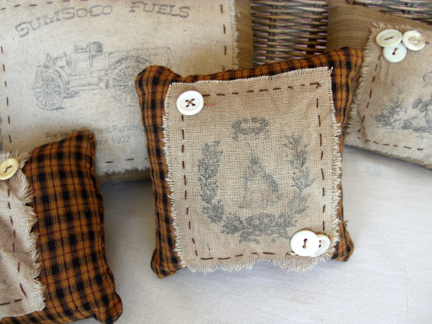 Prim Cupboard Tuck Pillow Bowl Filler Crown Bunny Theme Vintage Buttons Handsewn