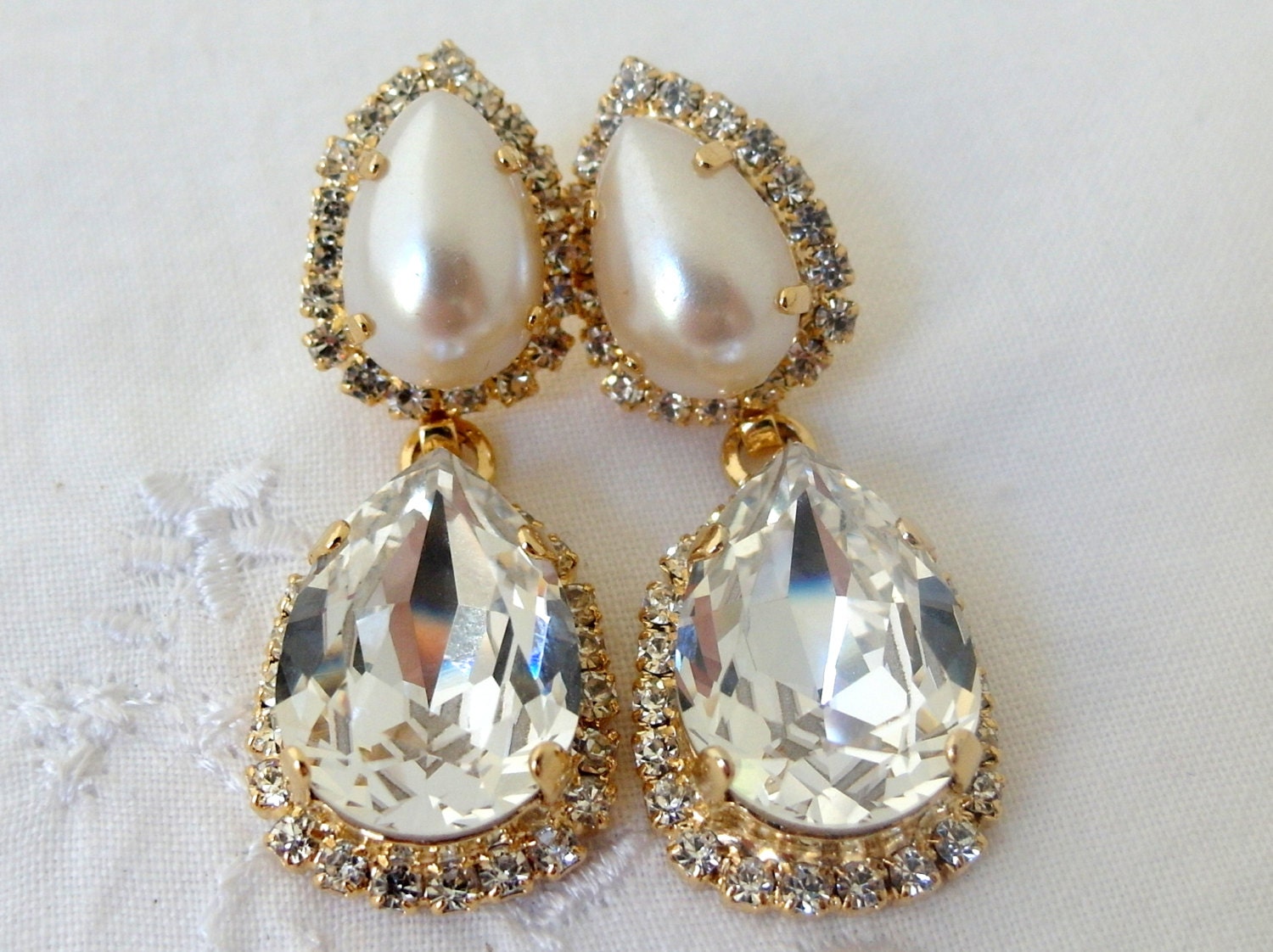 Bridal earrings, Crystal and pearl Chandelier Rhinestone earrings, Dangle earrings, Drop earrings, Weddings, Bridesmaids earrings, vintage