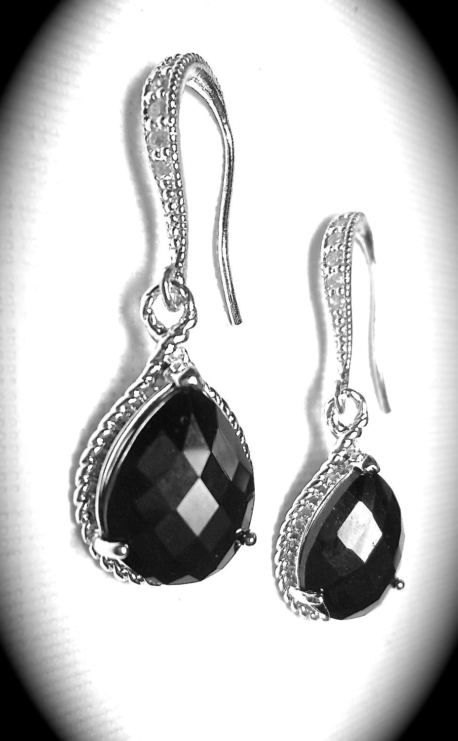 Black and Silver earrings - Sterling Silver - Teardrops - Bridal Jewelry - Bridesmaids - Classic - Gift