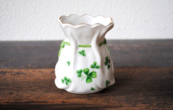 Lefton Shamrock Green White Porcelain Vase, Scalloped "St Patrick" Bag, Collectible Decor Original Label - vintageeclecticity