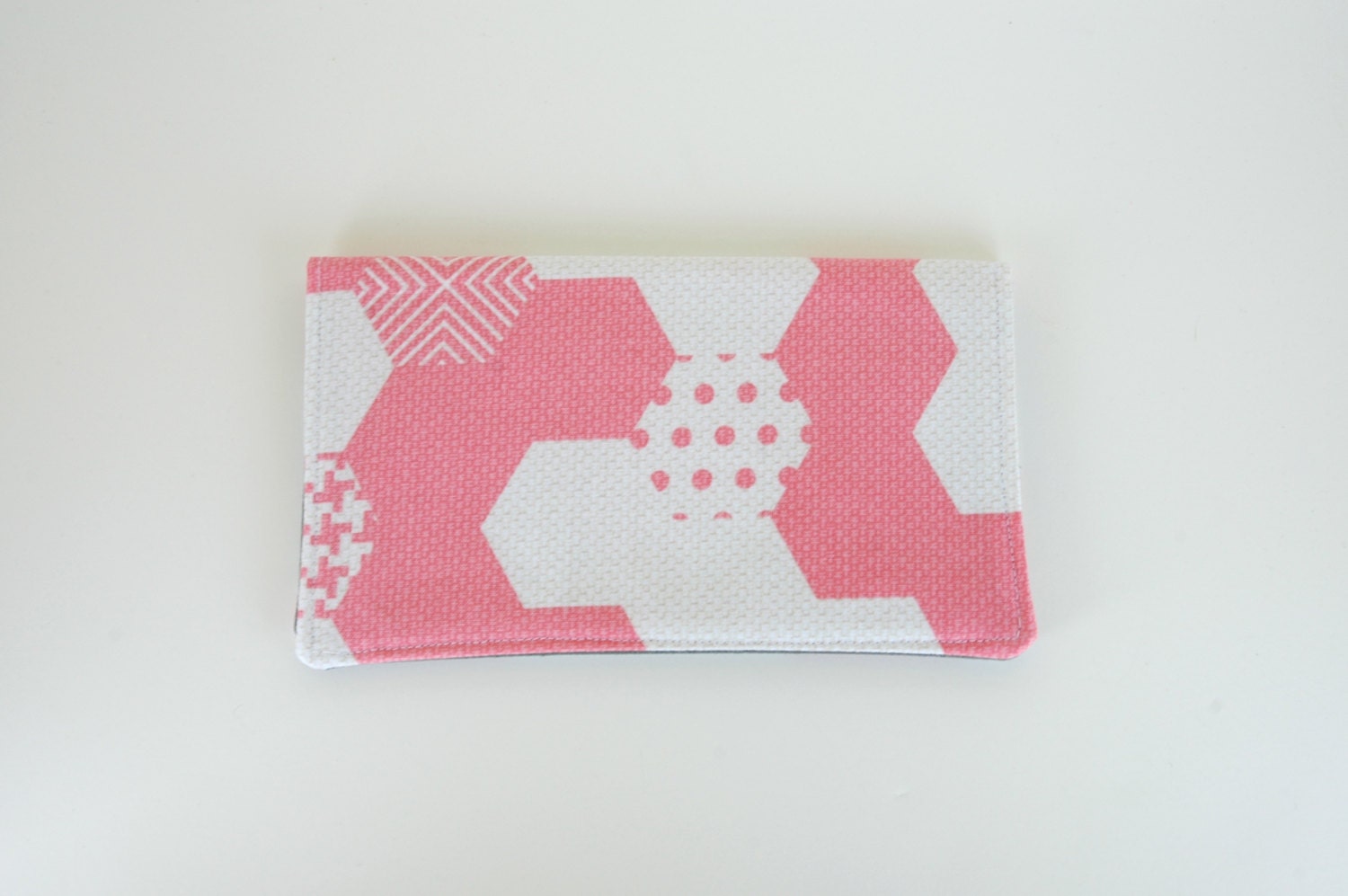checkbook cover - pink hexagon with gray pockets