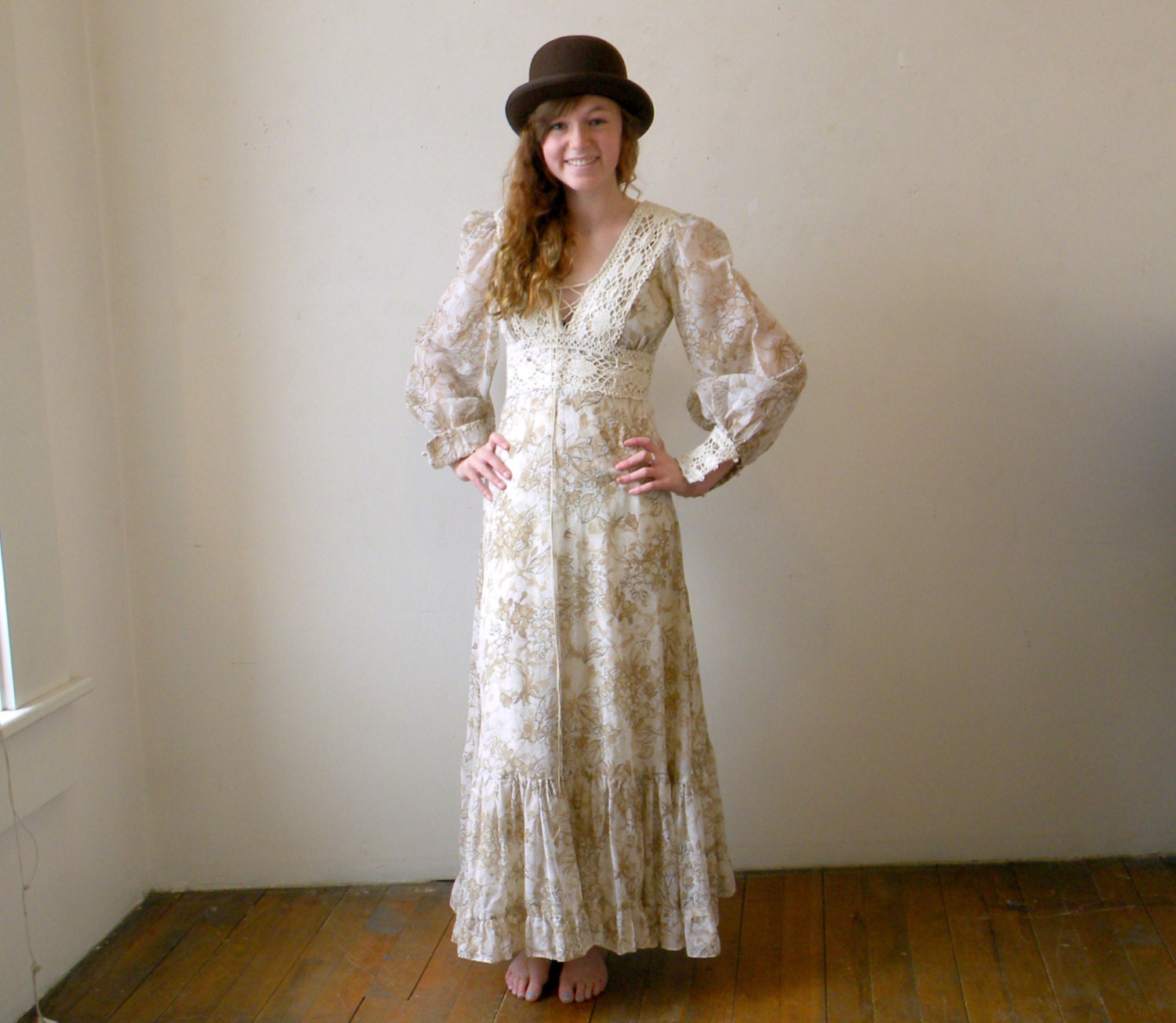 Fab 70s Vintage Gunne Sax Dress / Brown Floral Maxi / Corset Top / XS