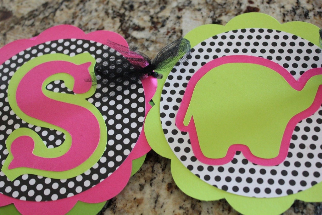 Elphant Polka Dot "It's A Girl" Banner & Table Confetti
