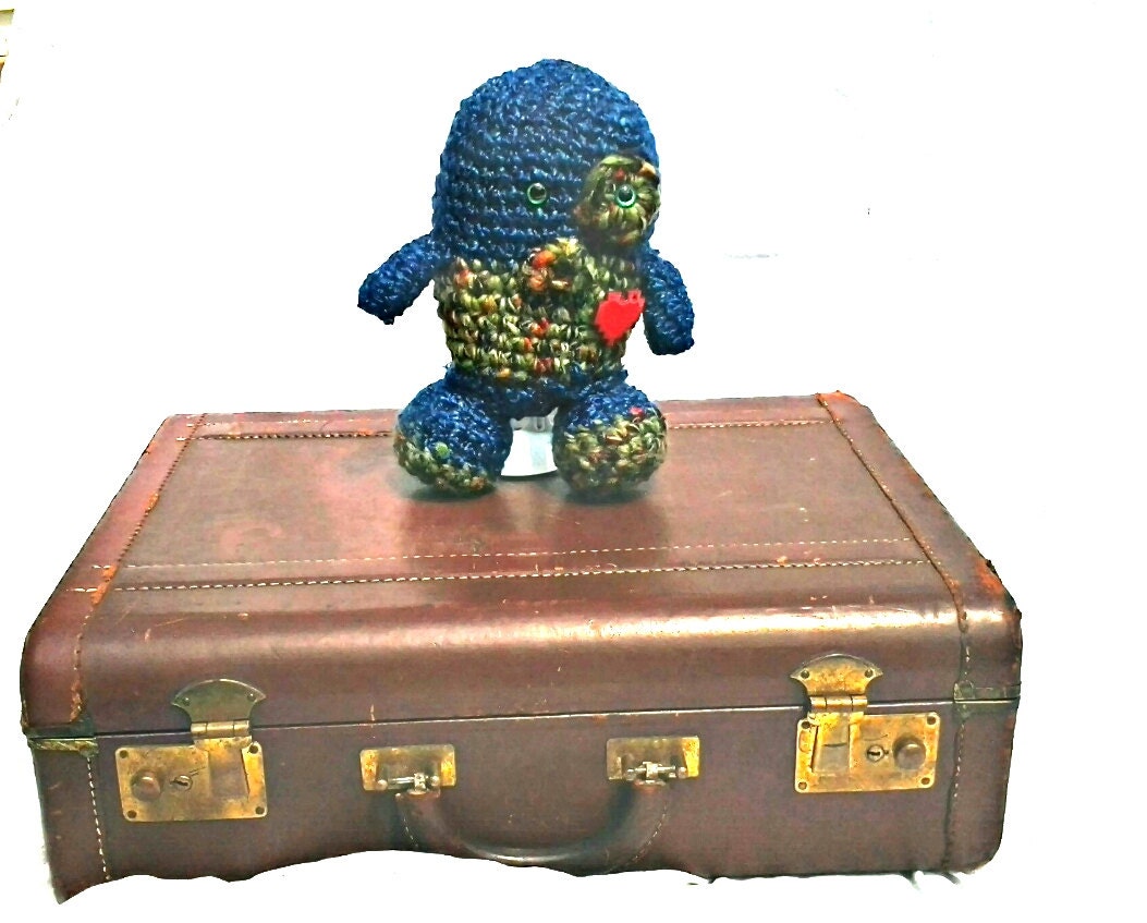 Pixel heart monster