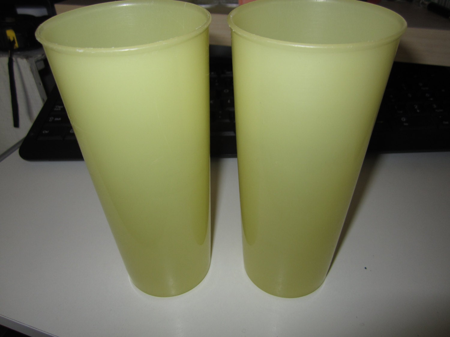 Vintage Pastel Yellow Tupperware Tumblers Like the Ice Tea Cup of Uncle Si on Duck Dynasty