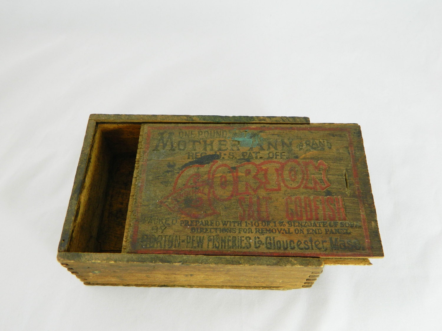 Antique Wood Box - Gorton's Salt Codfish