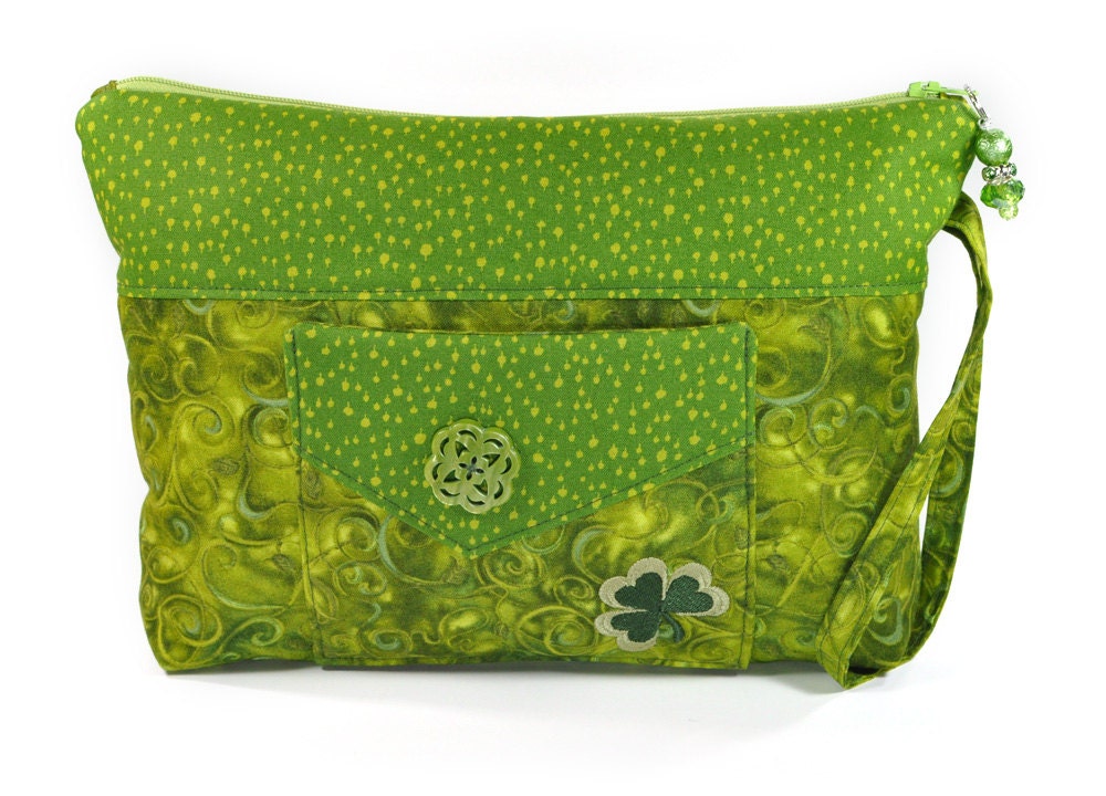 Shamrock Cosmetic Bag Green St Patricks Day Zipper Wristlet Pouch