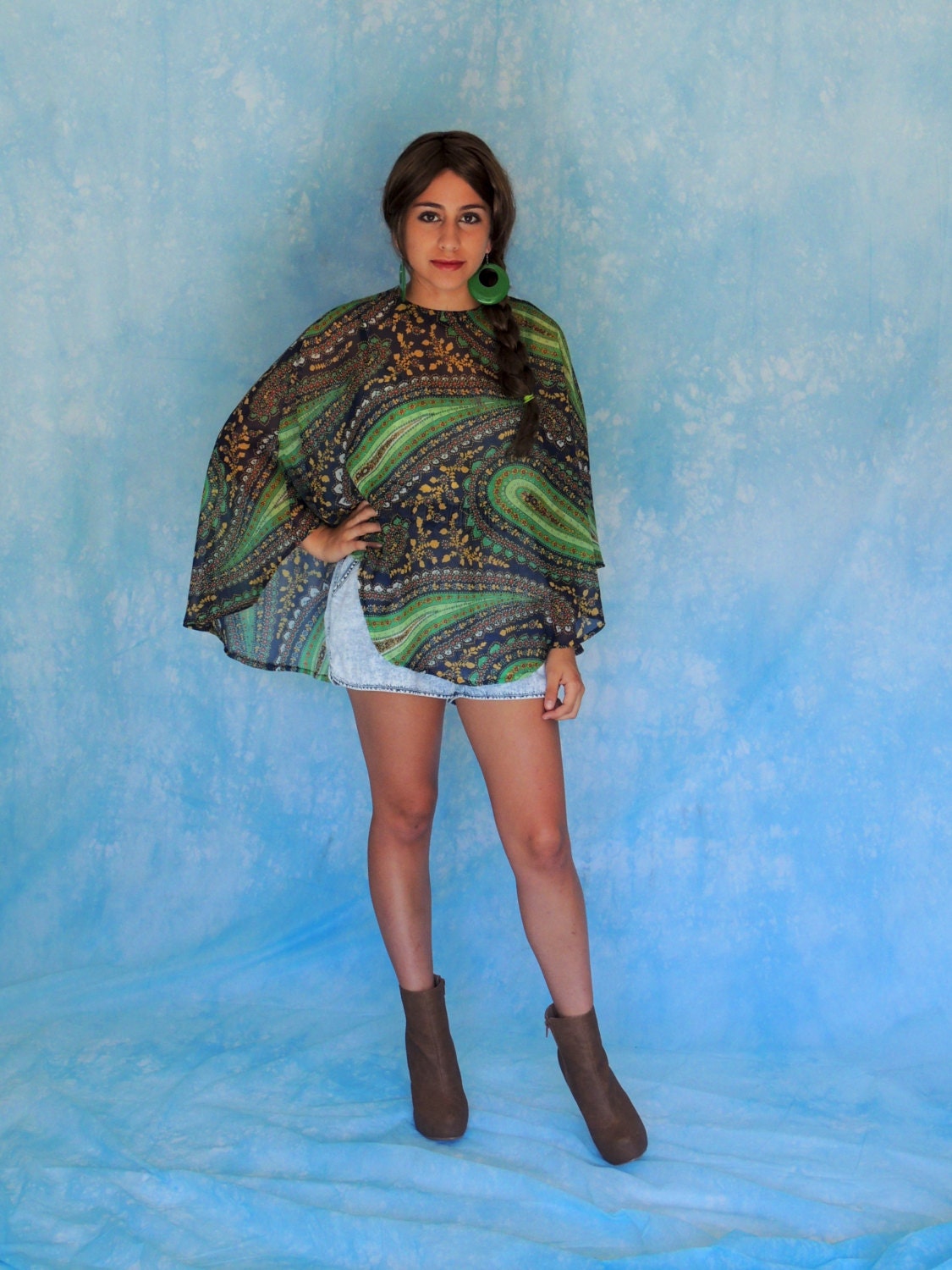 70s sheer gauze shawl CAPE green paisley ethnic indian print top chiffon Folk HIPPIE SLOUCHY hi lo boho Festival