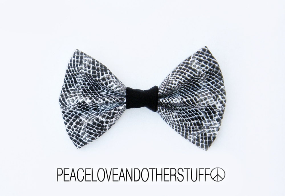 Black & White Animal Print Hair Bow