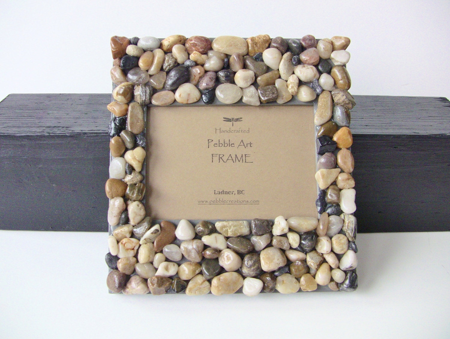 Picture Frame - Beach Stone Picture FRAME - River Rock Photo Frame -West Coast home decor - Pebble Photo Frame
