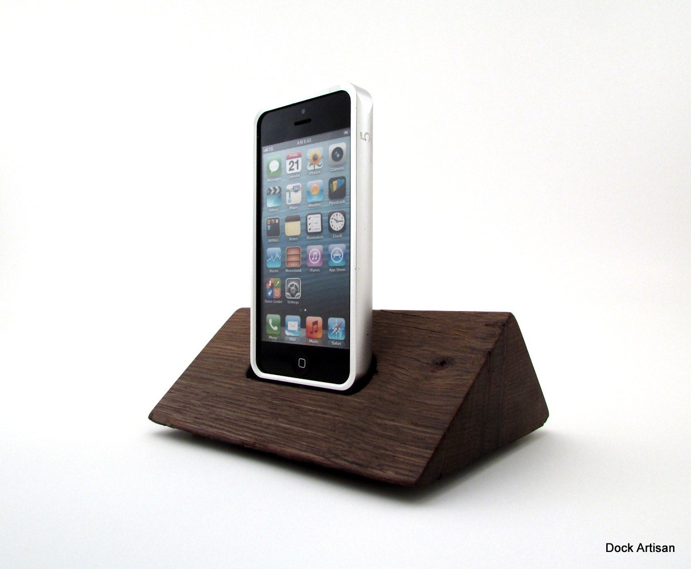 Reclaimed River Bottom Oak Wood iPhone 5 Dock