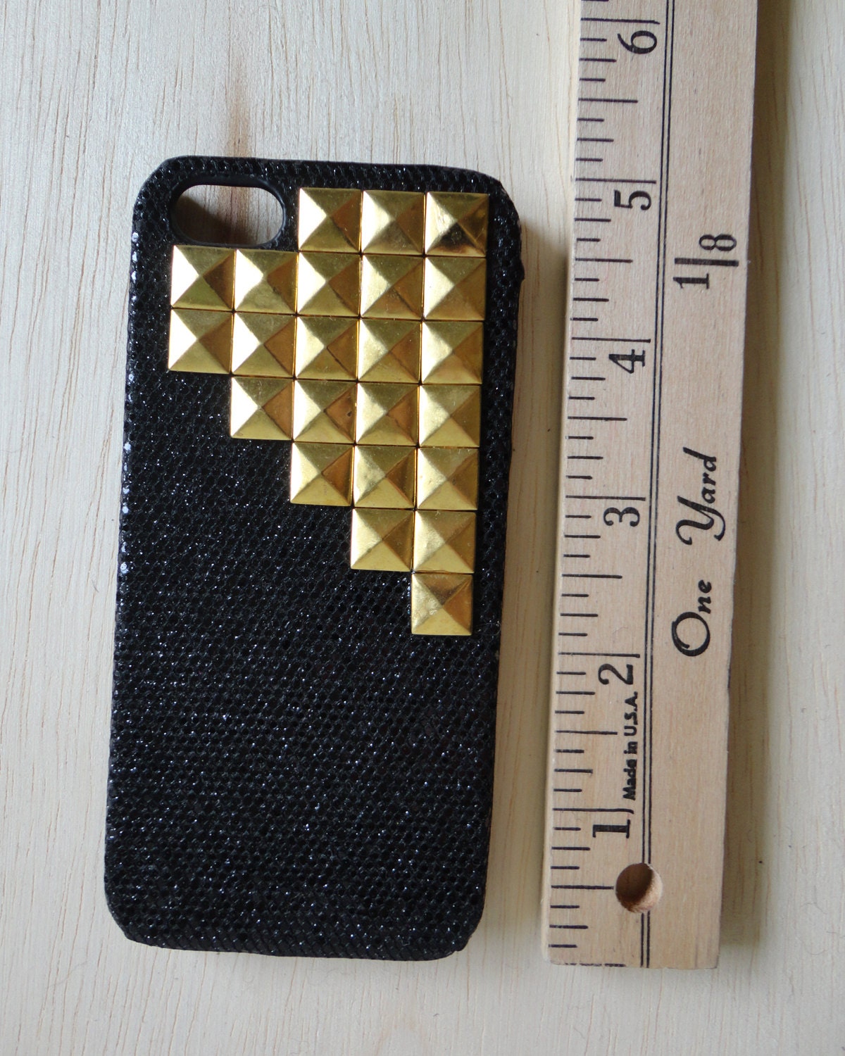 Iphone 4 Glitter Bling Pyramid Stud Phone Case Custom