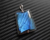 AAA Grade Flashy Blue Labradorite 925 Sterling Silver Bezel Reversible Trapezium Pendant P1428/9