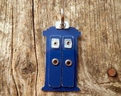 Pet Tag Dog Tag ID Artisan Charm Tardis Time Travel Dr. Cat Custom Circle Rivets Stamped Keychain Pendant Pet Lover