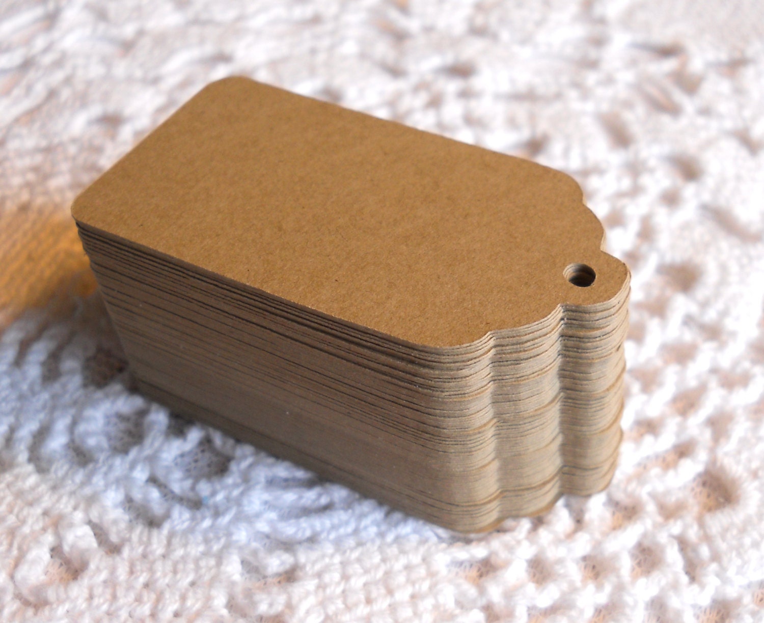 Kraft Favor Label Tags Price Tags Gift Tags with Scalloped Edges - set of 150