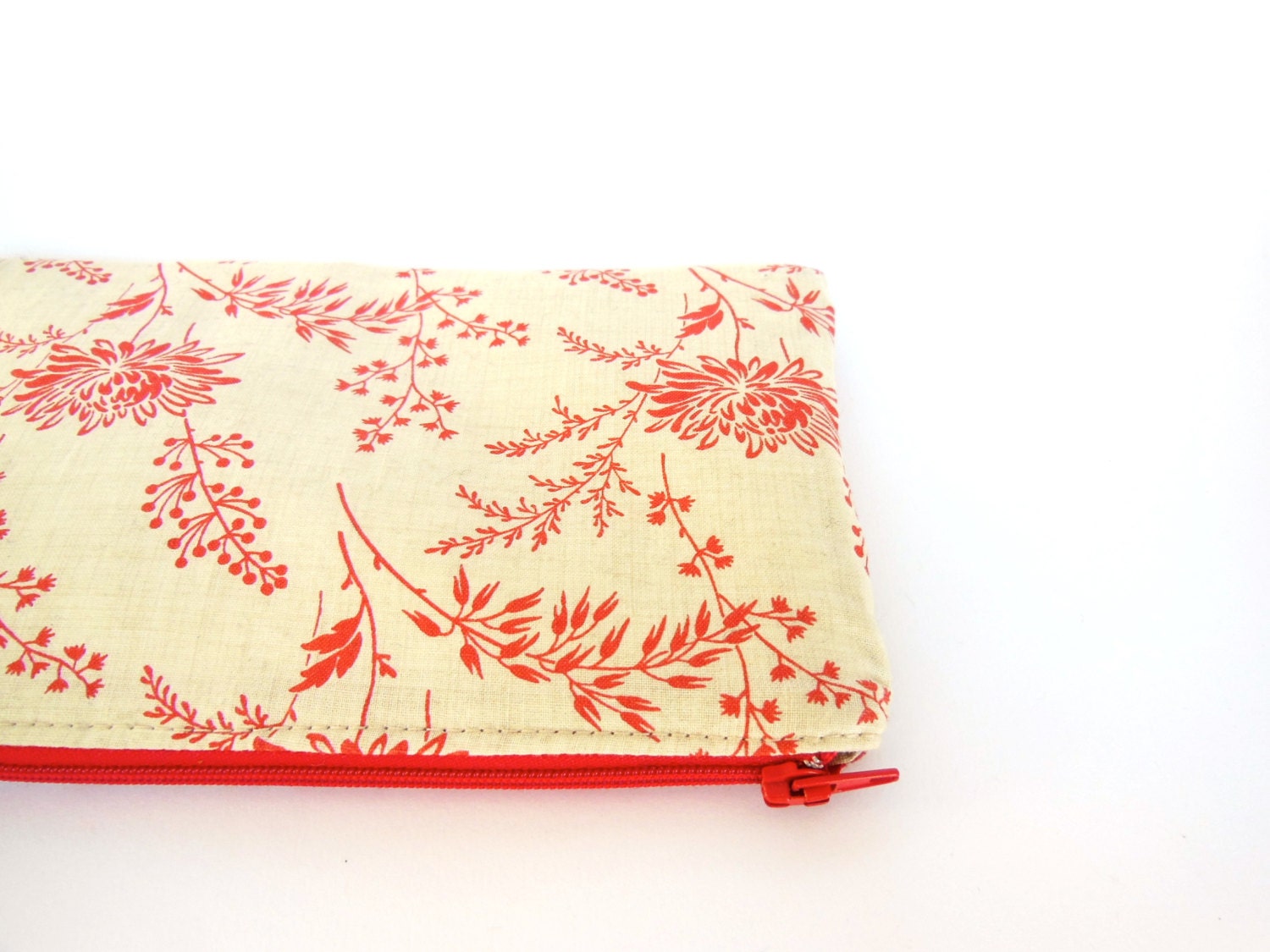 Cotton Zipper Pouch / Cosmetic Bag / Beige and Red Flower Natural