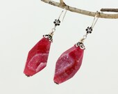 Ruby dyed Druzy Agate with Sparkling Geode Inclusions, Golgfilled, Sterling Silver, Elegant Earrings