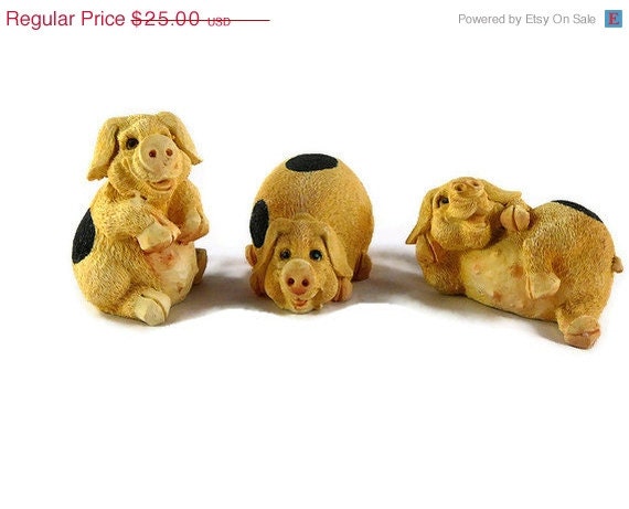 50% OFF Vintage Pig figurines set of 3