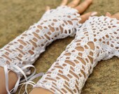FINGERLESS GLOVES, Crochet, White, Wedding Mitts, Hand Warmers, Bridal Gothic Fishnet, Cuffs, Wrist Warmers, Gloves, Ribbon Lace, Cotton