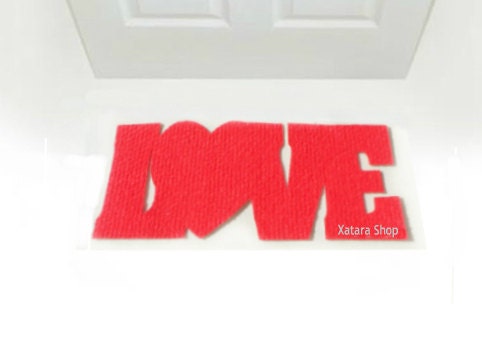 Love rug with heart. Home decor doormat. Personalized rug. Welcome mat.
