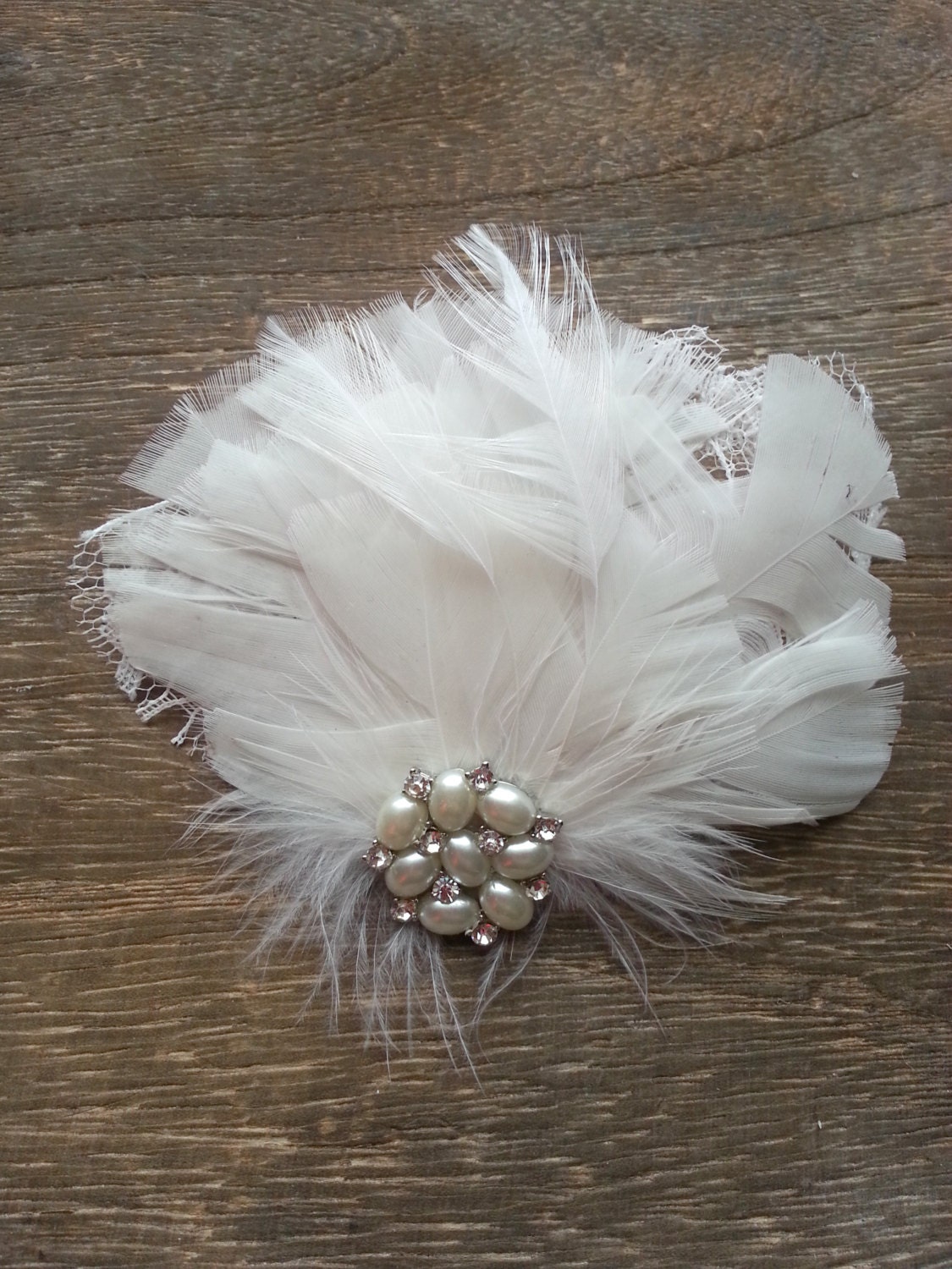 Bridal Clip - Vintage Lace Pearl Cluster Hairpiece
