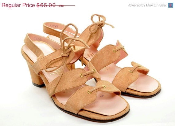 20% OFF 1970's Tan Suede Sandal (Size 6-1/2)