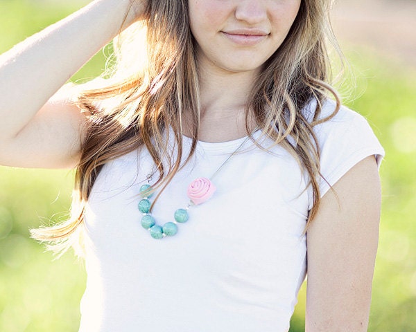 Elle. large turquoise beaded with pink rosette necklace