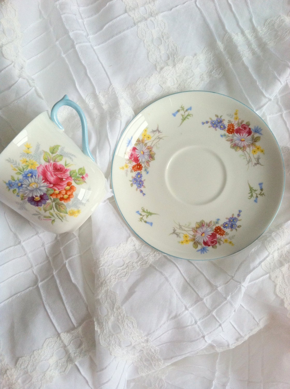 Shelley Fine Bone China Tea Cup and Saucer - Circa 1945 - 1966