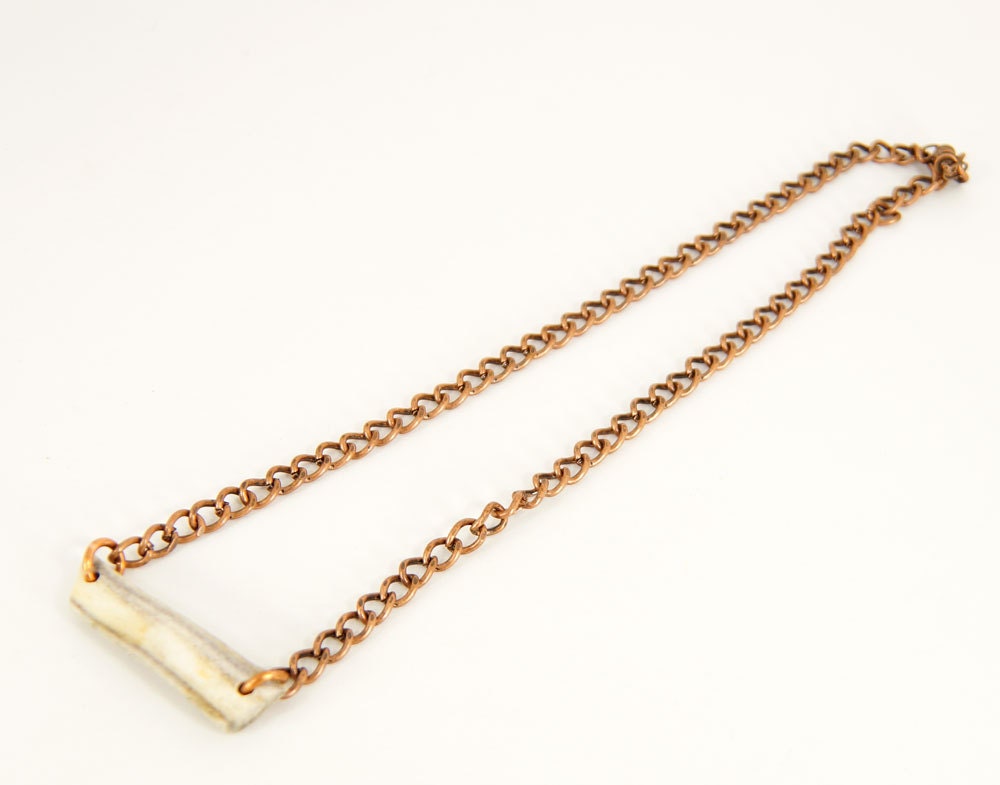 Mens Pendant: Horizontal Deer Antler on Copper Chain 1749