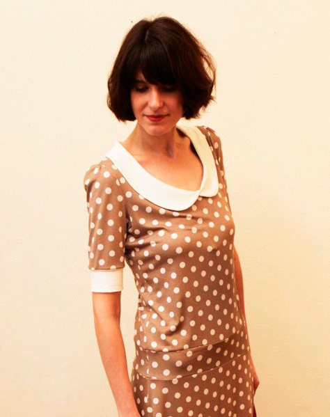Dress "Lulu", with little dots and a round collar