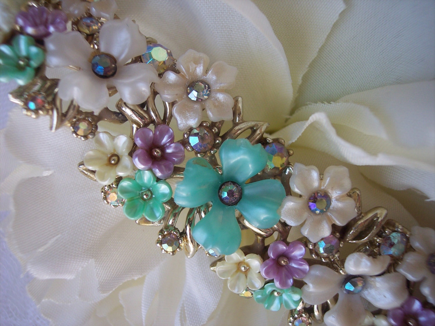 VINTAGE FLOWER BRACELET Spring or Summer Wedding Shabby Chic Wildflowers Unique Aurora Borealis Something Blue