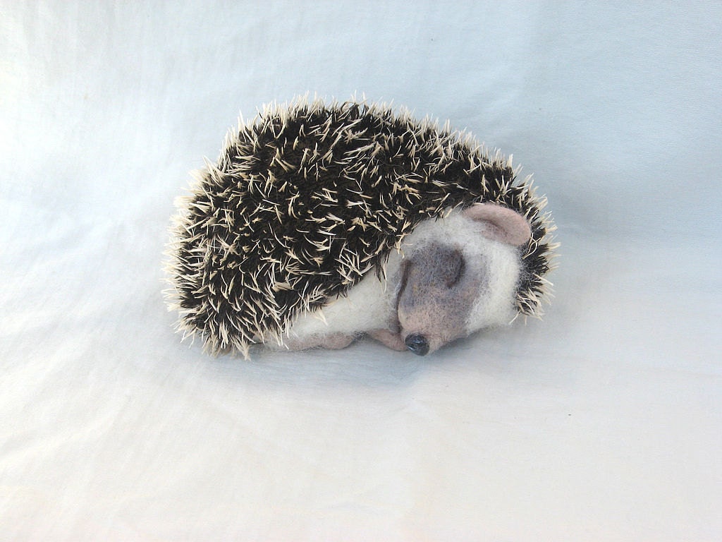 Hedgehog "Sleepyhead"... I will make this item for your order