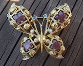 Vintage Butterfly Brooch, Avon, Gold Tone, Rhinestones and Faux Pearls, Signed.
